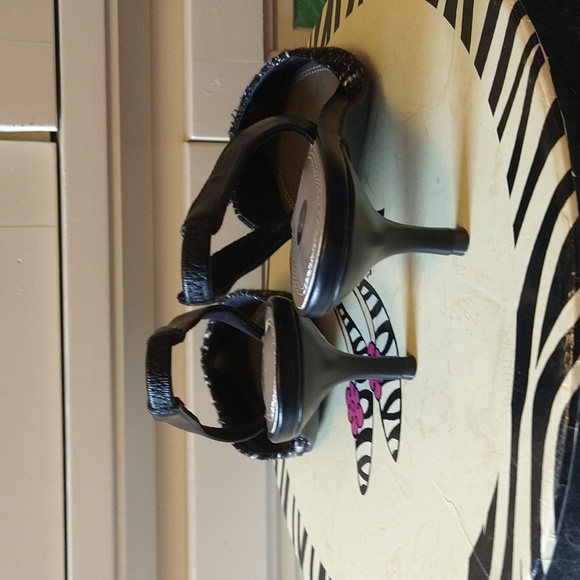 NIB dressbarn woven black and cream slingbacks Sz 8.5 - Picture 5 of 8